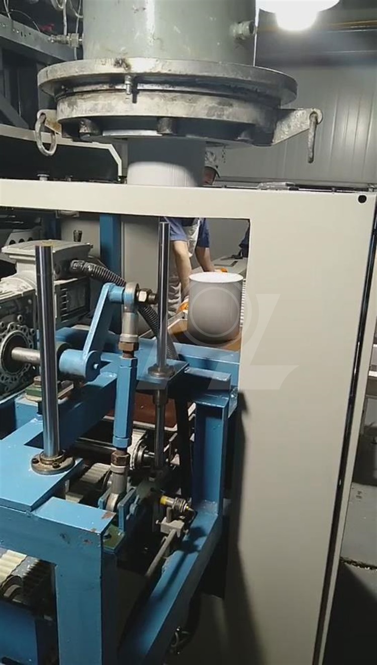 5，大產(chǎn)品立式連續(xù)擠出